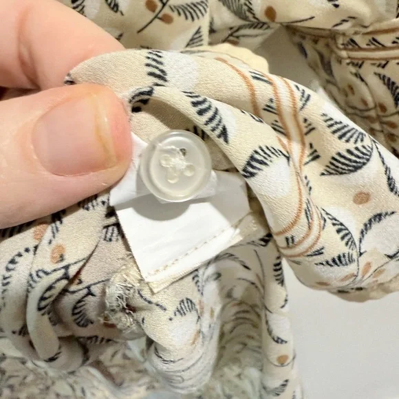 Max Studio Scarf Print Button Up Flowy Relaxed Travel Oversized Resort wear - Picture 6 of 11